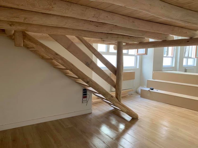 escalera interior vivienda